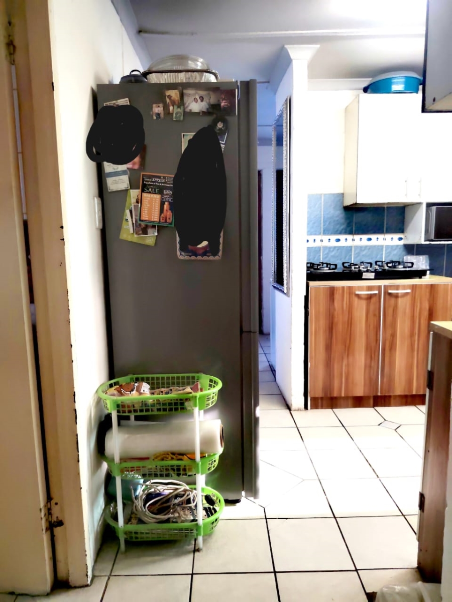 2 Bedroom Property for Sale in Roosendal Western Cape